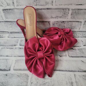 NWOB Hot Pink Silky Fuchsia Bow Tie Stilettoes Size 9